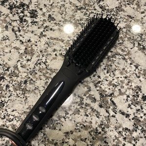 Amika Hair Straightening Brush